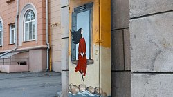 В Челябинске расписали еще 30 технических шкафов