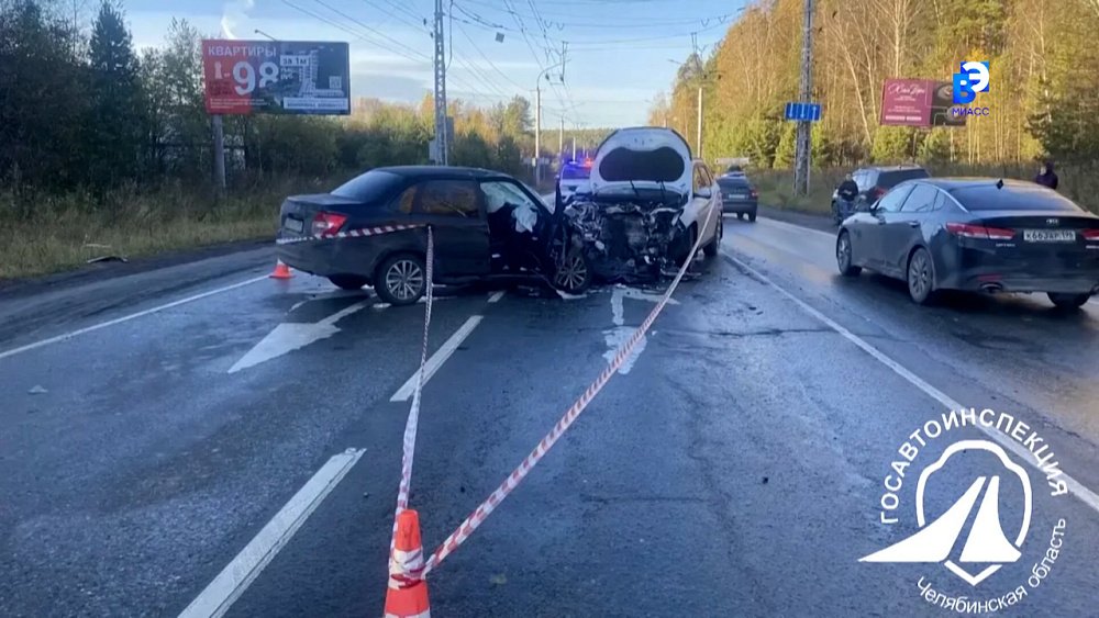 На въезде в Машгородок легковушки сошлись в лобовом ударе