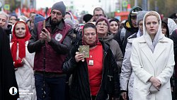 Тысячи верующих прошлись крестным ходом в Челябинске 