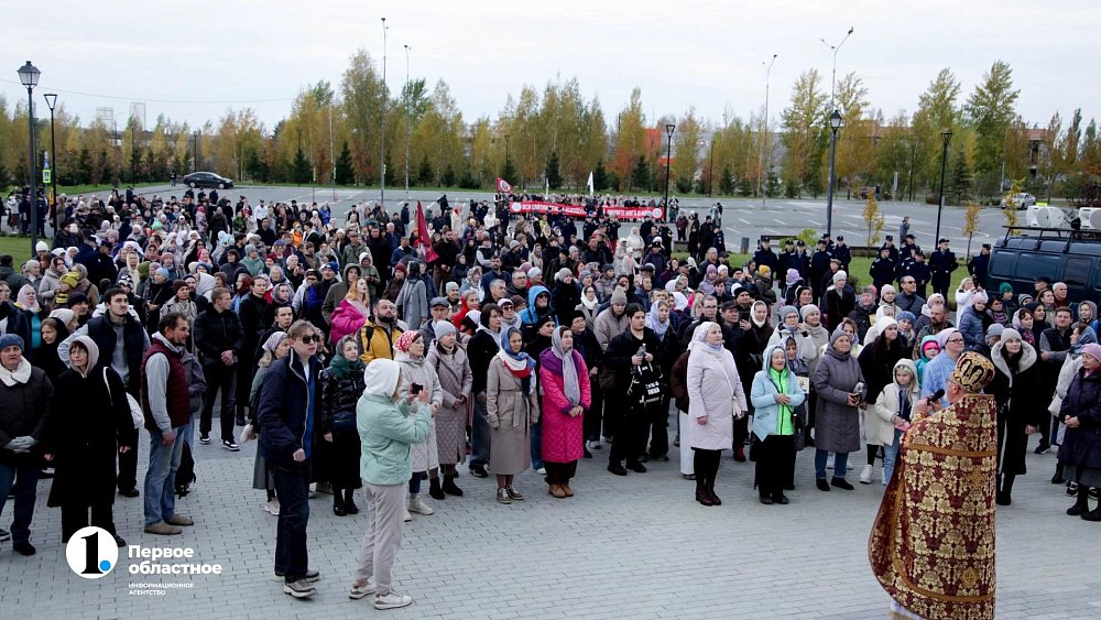 Почти 15 тысяч южноуральцев приняли участие в Общегородском крестном ходе