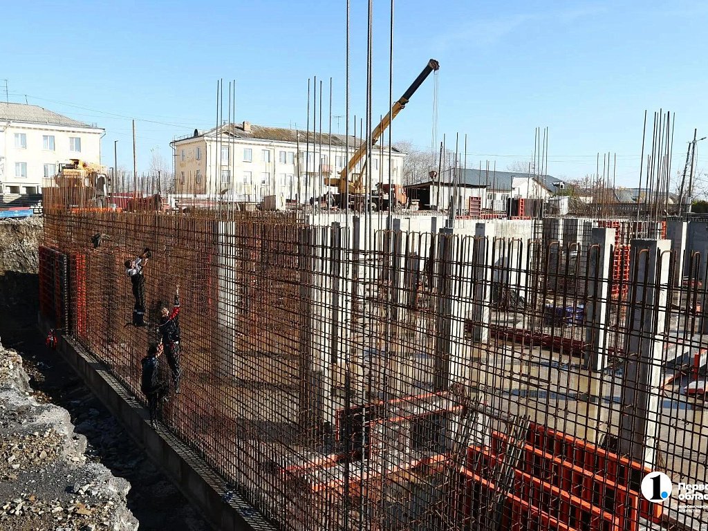 Алексей Текслер поручил ускорить строительство школы искусств в Сатке