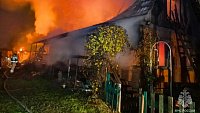 При тушении ночного пожара в Челябинске нашли тела мужчины и женщины