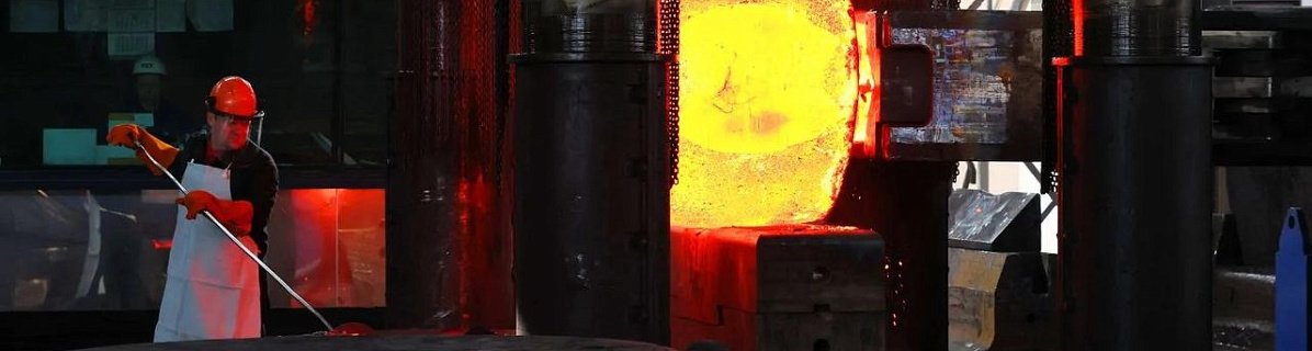 Индексация зарплаты затронула почти 10 тысяч металлургов Челябинской области