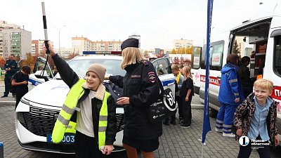 200 челябинских кадетов примерили на себя профессии спасателей