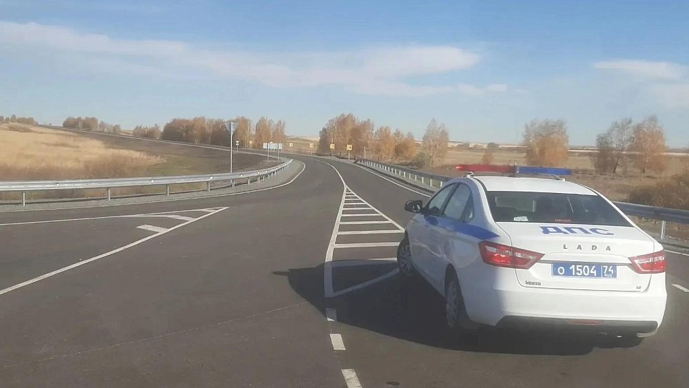 Большегрузы на Южном Урале разбивают дорогу за 281 млн рублей