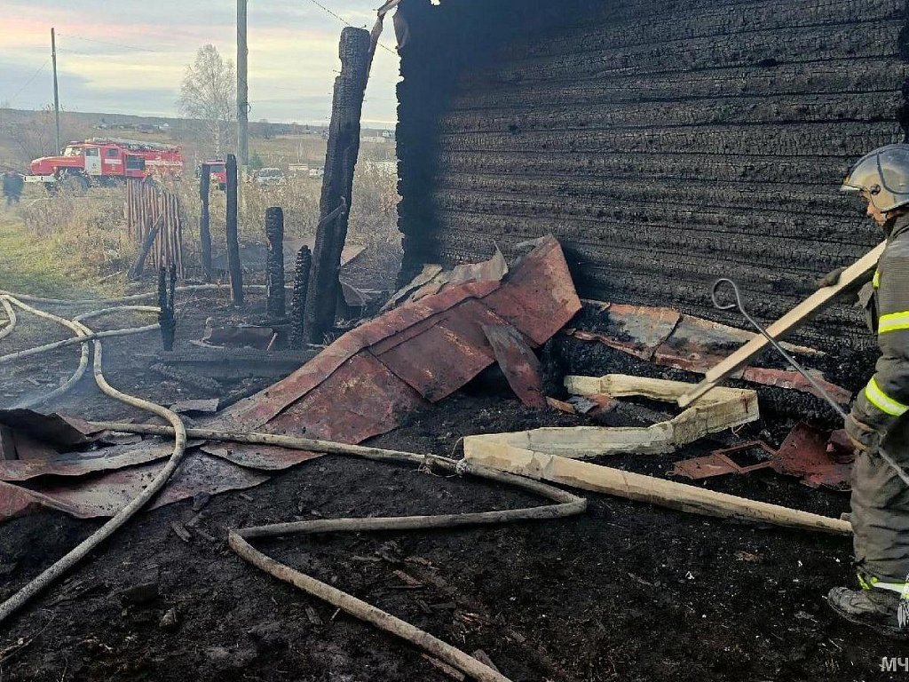 В Ашинском округе при пожаре погиб 74‑летний мужчина