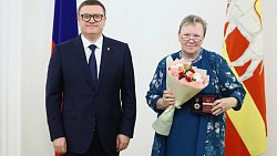 Алексей Текслер вручил награды работникам транспорта Челябинской области