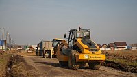 В деревне Бажикаева Аргаяшского округа начали ремонт пяти дорог