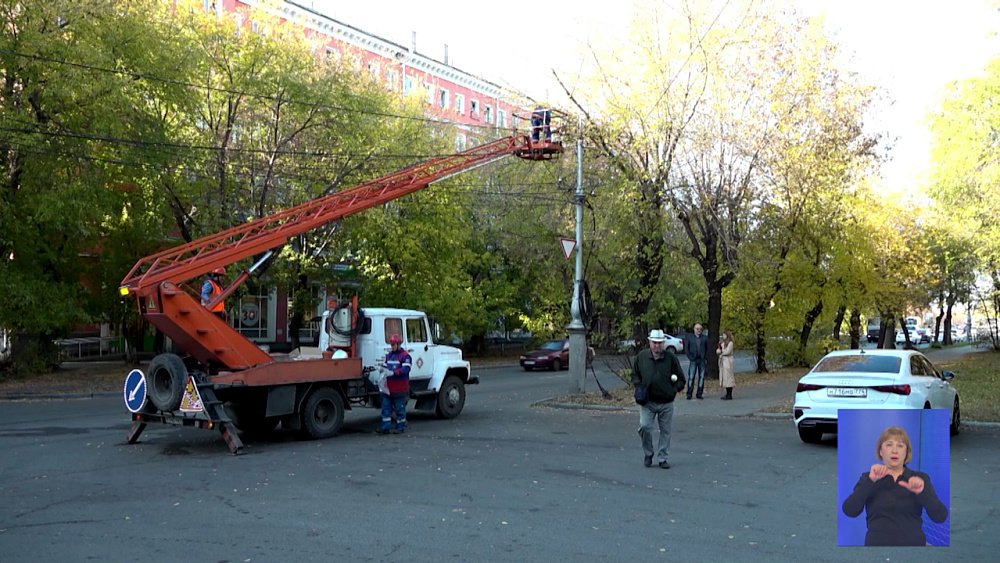 В Магнитогорске заменяют уличные светильники