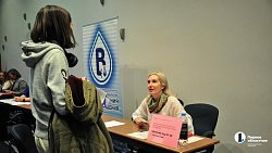 Челябинцам на ярмарке вакансий предложили 3 тысячи рабочих мест