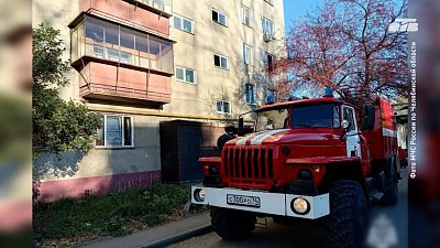 В Челябинске загорелся балкон в квартире на третьем этаже