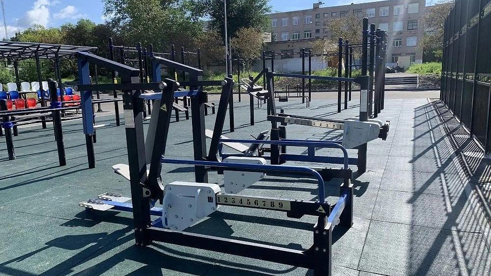 В Миассе открыли спортивную площадку с бесплатным Wi‑Fi
