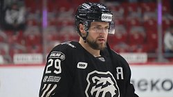 «Трактор» взял реванш у «Сибири» и выиграл домашний матч со счетом 2:1