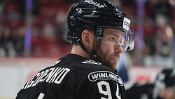 «Трактор» взял реванш у «Сибири» и выиграл домашний матч со счетом 2:1