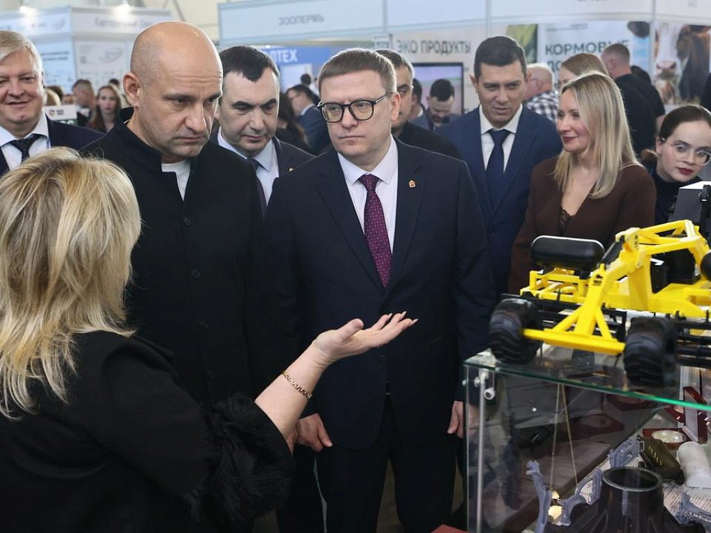 Артем Жога оценил достижения Челябинской области на агропромышленной выставке