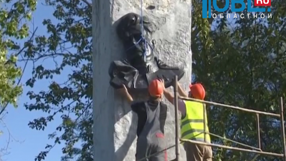 МИД РФ настаивает, чтобы памятник Черняховскому остался в Польше