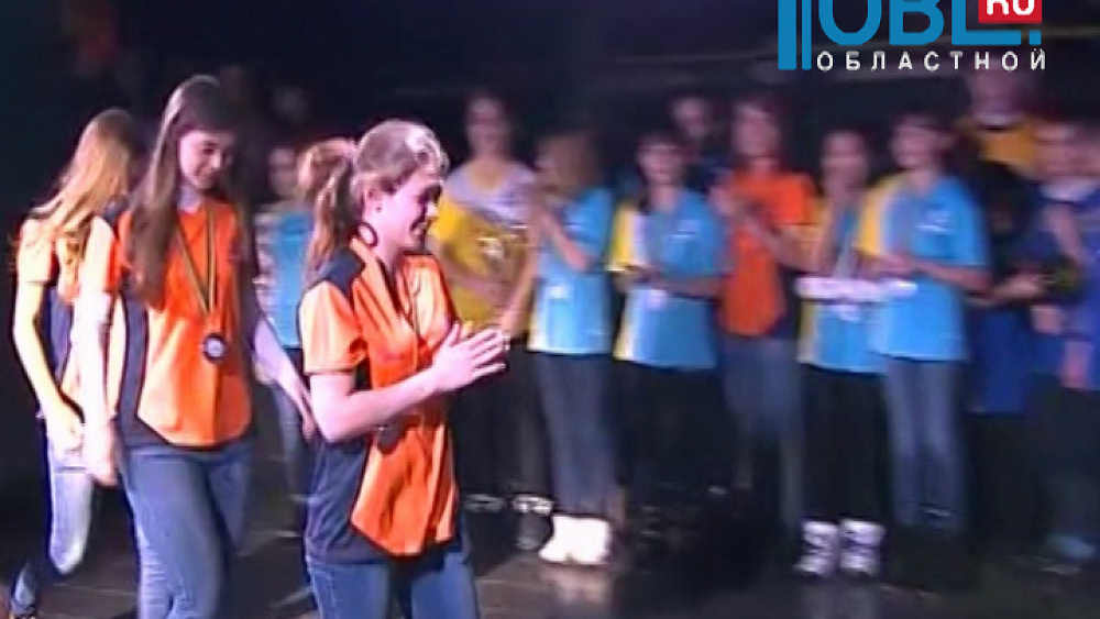 Чемпионки Кубка НОВАТЭК сыграли товарищеский матч по футболу с сотрудниками полиции