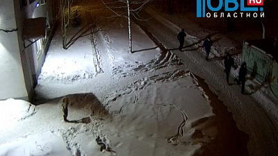 Пять микроавтобусов челябинской ритуальной компании сожгли рядом с моргом