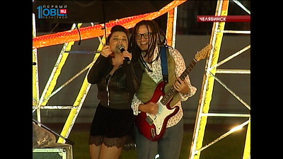 Челябинских металлургов поздравила Наташа Королева