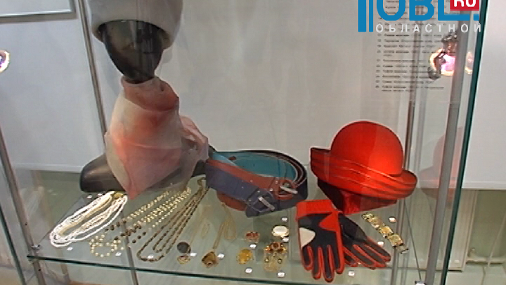 В Краеведческом музее открылась выставка аксессуаров 20 века