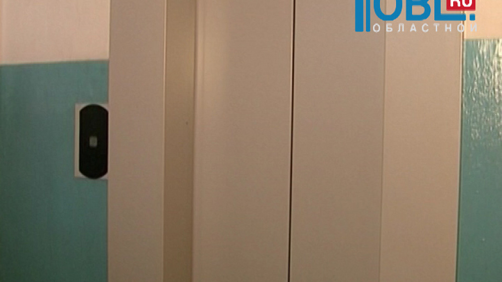 В Челябинской области начали проверять состояние лифтов