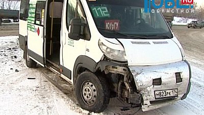 В Челябинске пассажирский автобус попал в аварию
