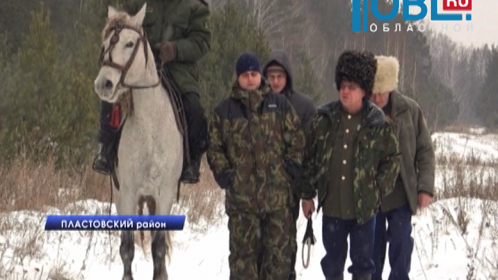 С браконьерами, котрые рубят елки, борются казаки