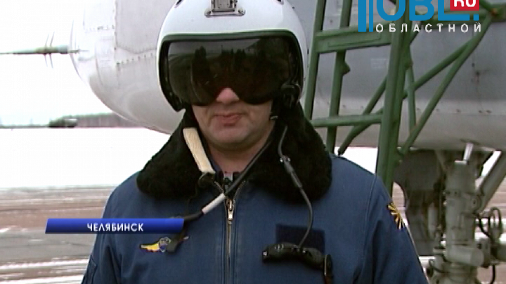 Летчики авиабазы Шагол отрабатывают полеты в условиях плохой видимости