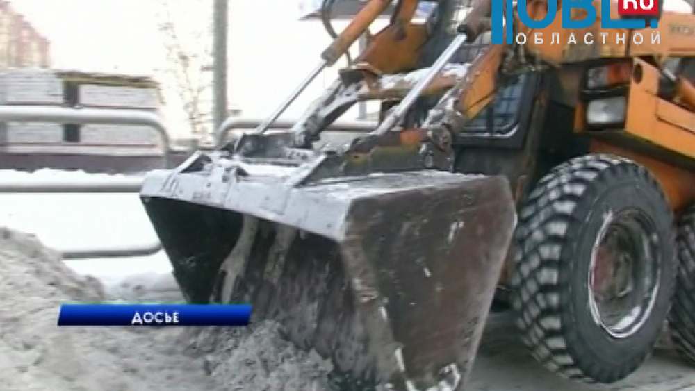 В "Южуралавтобане" объяснили, почему убирали дороги только ночью