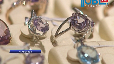 В ювелирном магазине оптовых цен всего шесть часов - ночные скидки 60%