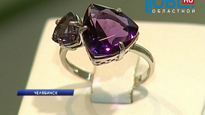 В салоне "Жемчуг" только четыре дня скидка равна аозрасту