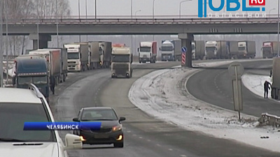 Дальнобойщики выступают против введения платного проезда на федеральных трассах