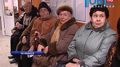 На пунктах выдачи транспортных карт для льготников образовались очереди