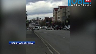 Участники свадебного кортежа устроили стрельбу в центре Челябинска