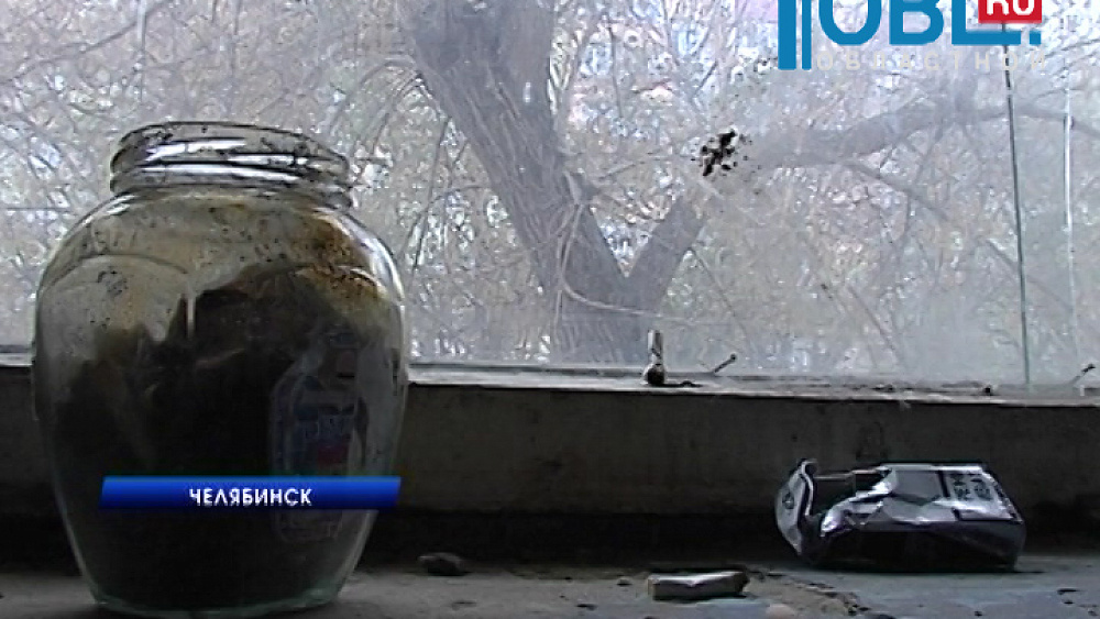 В Челябинске могут появиться курилки в подъездах домов