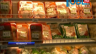 Суд над мужчиной, обвиняемым в краже колбасы и дезодоранта, тянется уже год