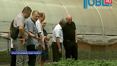 Делегация из Венгрии посетила передовую южноуральскую агрофирму