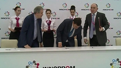 Борис Дубровский ведет переговоры с представителями Свердловской области, Индии и Китая