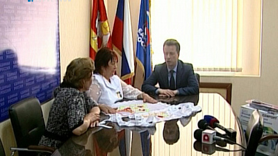 Татарский народный центр получил швейную машинку