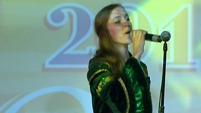 35 исполнителей борются за выход в финал конкурса "Песня города"