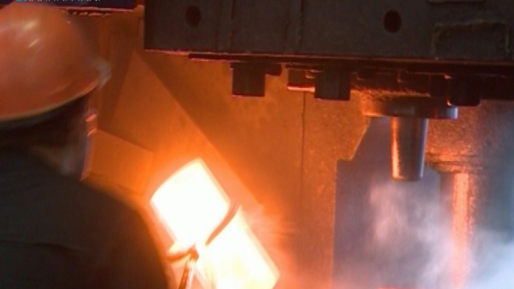 Зарплаты работников ЧКПЗ вырастут на 30% с 1 июля