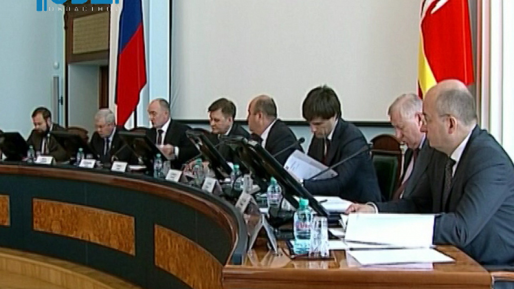 Борис Дубровский поручил главам муниципалитетов усилить контроль за безопасностью детей в лагерях