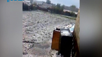 В поселке Новокаолиновый прошел крупный град