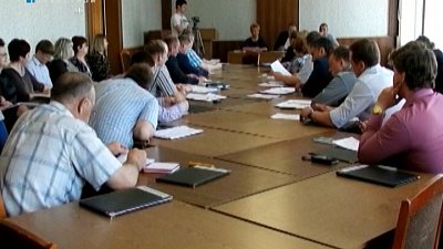 Депутат сложил полномочия из-за обвинений в нападении на полицейского