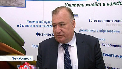 Во вторник в Челябинск приехал легендарный советский пловец Шаварш Карапетян.