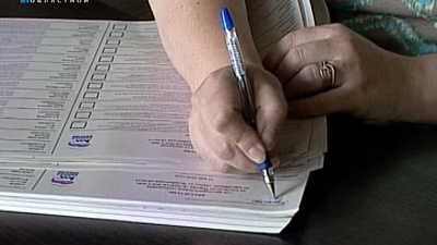 На избирательные участки уже привезли урны для голосования и бюллетени