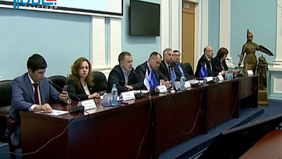 На энергетическом форуме обсуждают развитие инженерных сетей и привлечение инвестиций