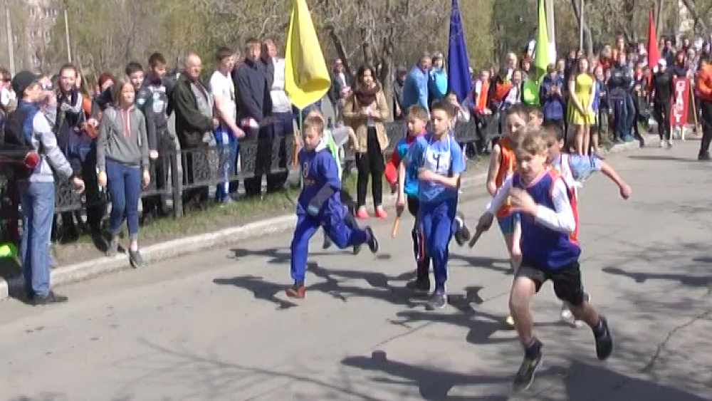 В Коркино, Копейске и Еманжелинске прошли легкоатлетические эстафеты ко Дню Победы 