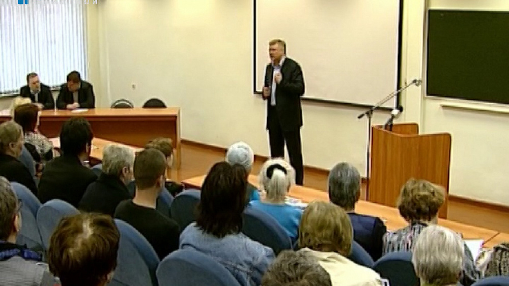 Старшим по дому рассказали, как защитить свои права