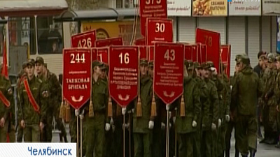  рота почетного караула военного училища штурманов готовится ко Дню Победы.